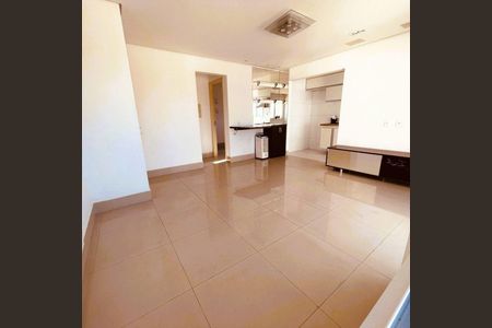 Apartamento à venda com 77m², 1 quarto e 1 vaga