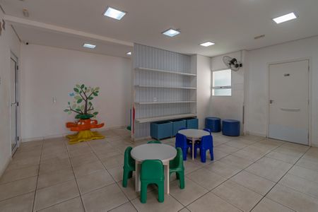Apartamento para alugar com 50m², 2 quartos e 1 vaga Apartamento para alugar com 50m², 2 quartos e 1 vagaÁrea comum - Brinquedoteca