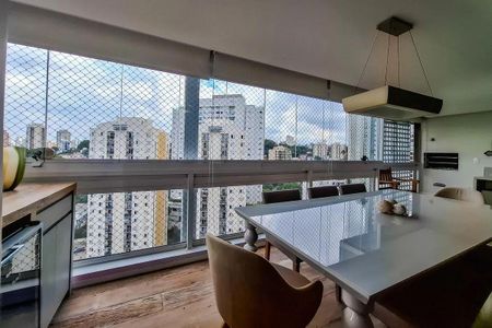 Apartamento à venda com 142m², 3 quartos e 3 vagas