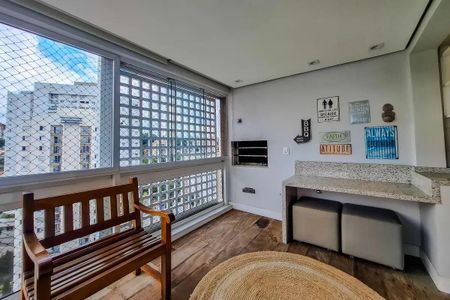 Apartamento à venda com 142m², 3 quartos e 3 vagas