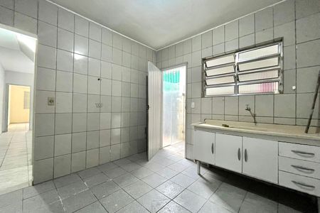 Casa para alugar com 80m², 2 quartos e sem vaga Casa para alugar com 80m², 2 quartos e sem vagaCozinha