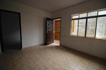 Casa à venda com 5 quartos, 177m² em Vila Bela Vista, Santo André
