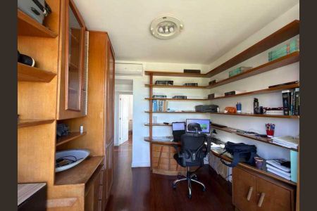 Apartamento à venda com 142m², 3 quartos e 2 vagas