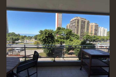 Apartamento à venda com 142m², 3 quartos e 2 vagas