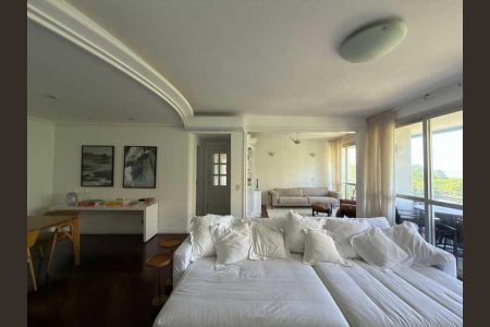 Apartamento à venda com 142m², 3 quartos e 2 vagas