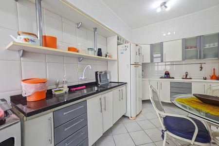 Apartamento para alugar com 115m², 2 quartos e 1 vaga