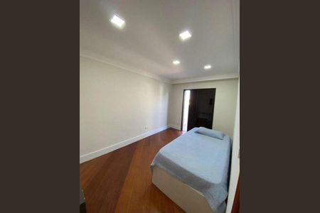 Casa à venda com 178m², 3 quartos e 2 vagas
