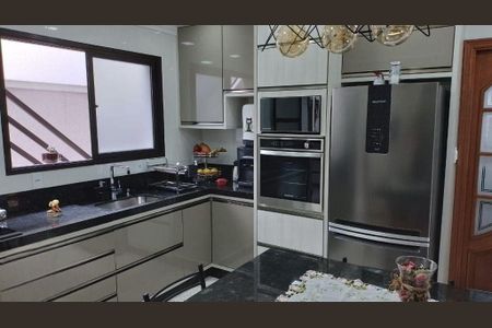 Casa à venda com 178m², 3 quartos e 2 vagas