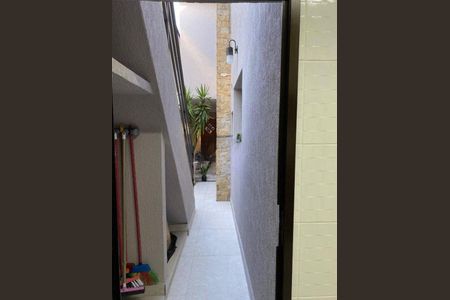 Casa à venda com 178m², 3 quartos e 2 vagas