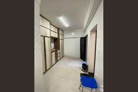 Casa à venda com 178m², 3 quartos e 2 vagas