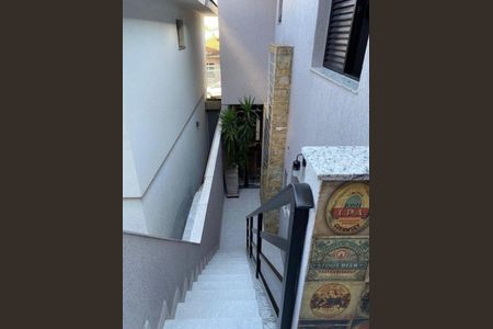 Casa à venda com 178m², 3 quartos e 2 vagas