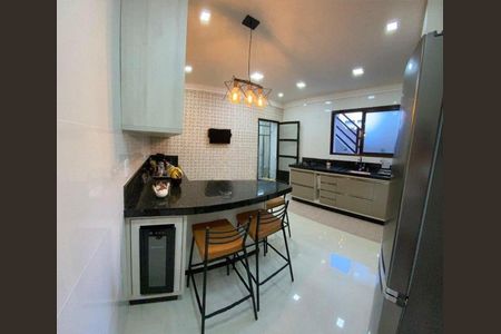 Casa à venda com 178m², 3 quartos e 2 vagas