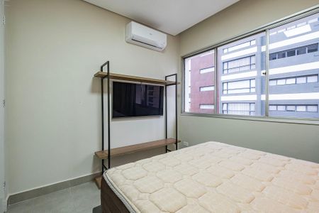 Quarto 1 de apartamento para alugar com 1 quarto, 42m² em Jardins, São Paulo