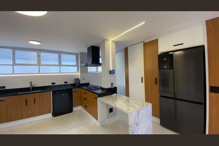 Apartamento à venda com 130m², 3 quartos e 1 vaga