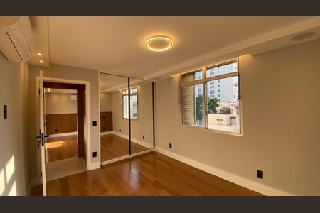 Apartamento à venda com 3 quartos, 130m² em Higienópolis, São Paulo