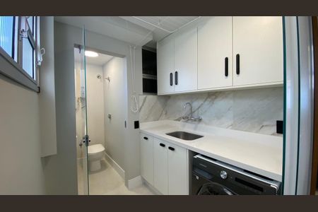 Apartamento à venda com 130m², 3 quartos e 1 vaga