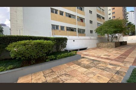 Apartamento à venda com 130m², 3 quartos e 1 vaga