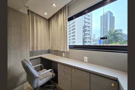 Apartamento à venda com 82m², 2 quartos e 2 vagas Apartamento à venda com 82m², 2 quartos e 2 vagasSuíte