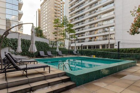 Apartamento à venda com 82m², 2 quartos e 2 vagas Apartamento à venda com 82m², 2 quartos e 2 vagasÁrea comum - Piscina