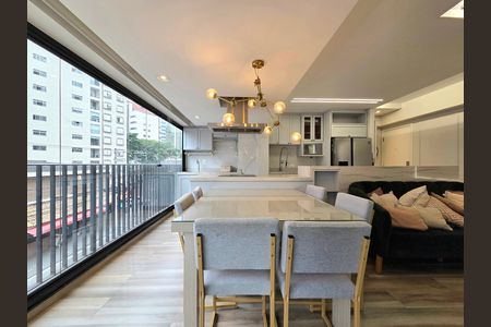 Apartamento à venda com 82m², 2 quartos e 2 vagas Apartamento à venda com 82m², 2 quartos e 2 vagasSala