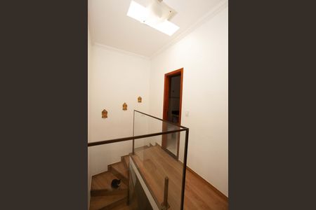 Casa à venda com 240m², 3 quartos e 3 vagas