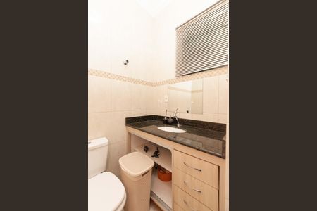 Casa à venda com 240m², 3 quartos e 3 vagas