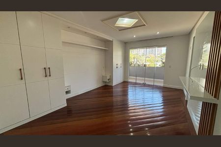 Casa à venda com 4 quartos, 715m² em Barra da Tijuca, Rio de Janeiro