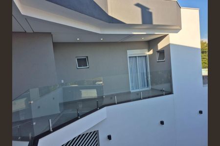Casa à venda com 316m², 4 quartos e 4 vagas