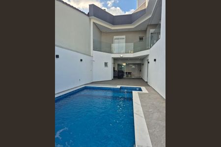 Casa à venda com 316m², 4 quartos e 4 vagas