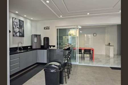 Casa à venda com 316m², 4 quartos e 4 vagas