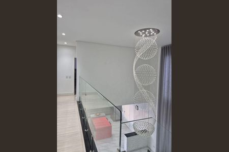 Casa à venda com 316m², 4 quartos e 4 vagas