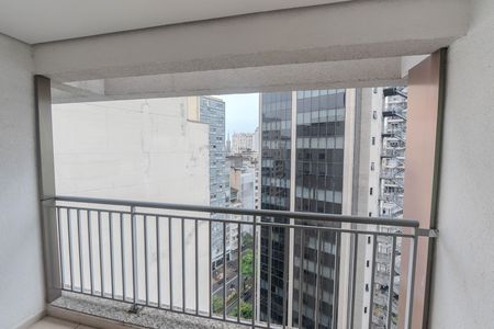Apartamento à venda com 28m², 1 quarto e sem vaga Apartamento à venda com 28m², 1 quarto e sem vagaSacada