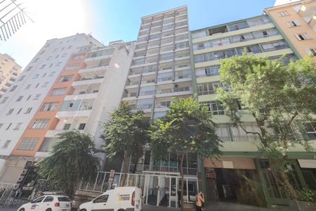 Apartamento à venda com 28m², 1 quarto e sem vaga Apartamento à venda com 28m², 1 quarto e sem vagaFachada