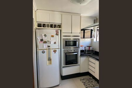 Apartamento à venda com 180m², 3 quartos e 4 vagas