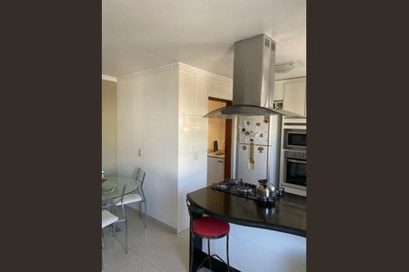 Apartamento à venda com 180m², 3 quartos e 4 vagas