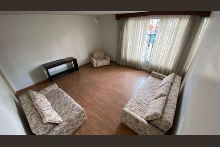 Casa à venda com 191m², 3 quartos e 3 vagas