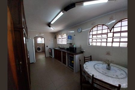 Casa à venda com 479m², 4 quartos e 11 vagas
