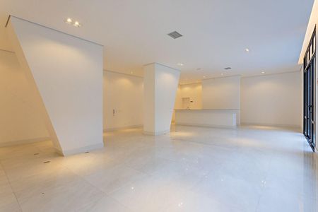 Apartamento à venda com 208m², 3 quartos e 3 vagas