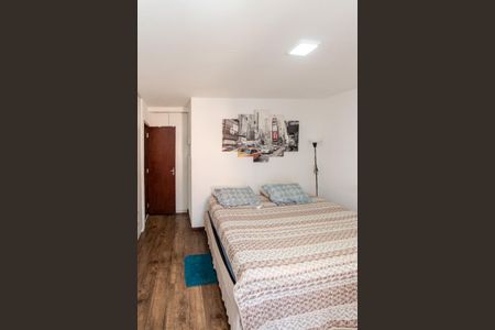 Suíte 1 de casa à venda com 2 quartos, 75m² em Vila Mazzei, São Paulo