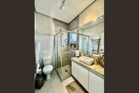Casa à venda com 100m², 3 quartos e 2 vagas