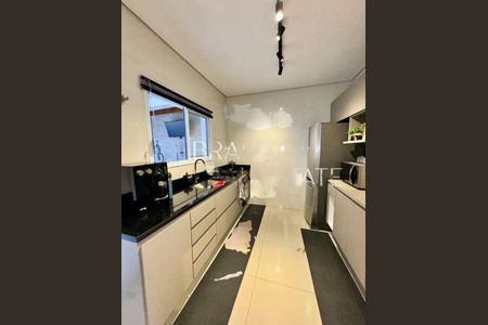 Casa à venda com 100m², 3 quartos e 2 vagas