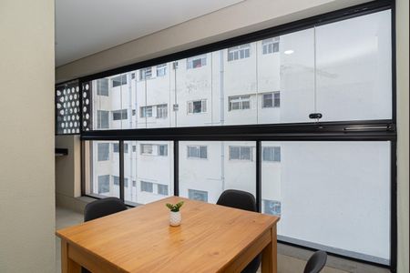 Apartamento à venda com 45m², 2 quartos e 1 vaga Apartamento à venda com 45m², 2 quartos e 1 vagaVaranda da Sala
