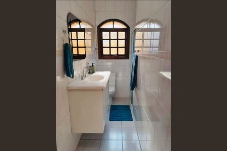 Casa à venda com 3 quartos, 204m² em Utinga, Santo André