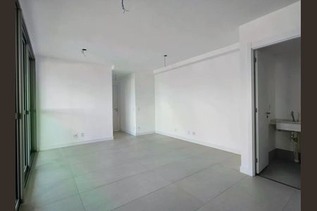 Apartamento à venda com 94m², 2 quartos e 1 vaga