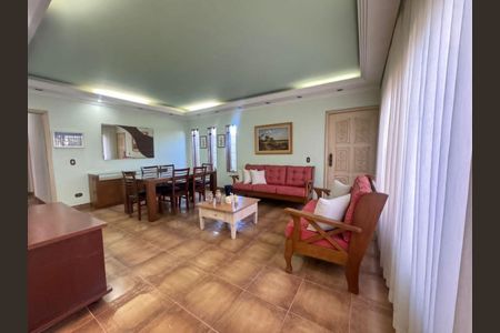 Casa à venda com 3 quartos, 253m² em Parque dos Passaros, São Bernardo do Campo