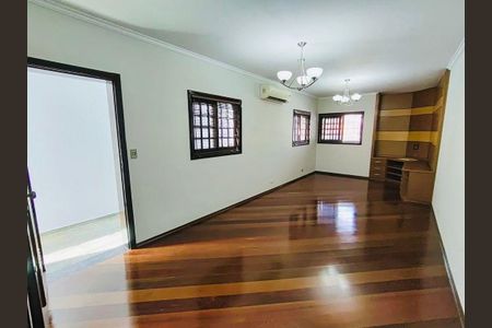 Casa à venda com 3 quartos, 202m² em Vila Floresta, Santo André