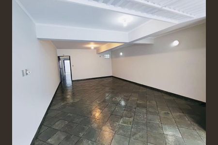 Casa à venda com 3 quartos, 202m² em Vila Floresta, Santo André
