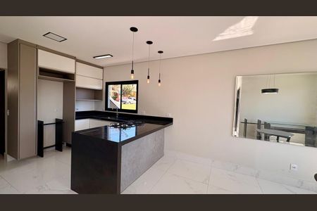 Casa à venda com 235m², 3 quartos e 4 vagas