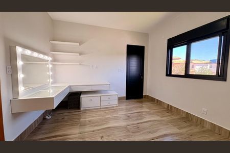 Casa à venda com 3 quartos, 235m² em Quintas do Ingaí, Barueri
