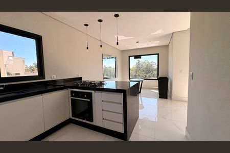 Casa à venda com 235m², 3 quartos e 4 vagas